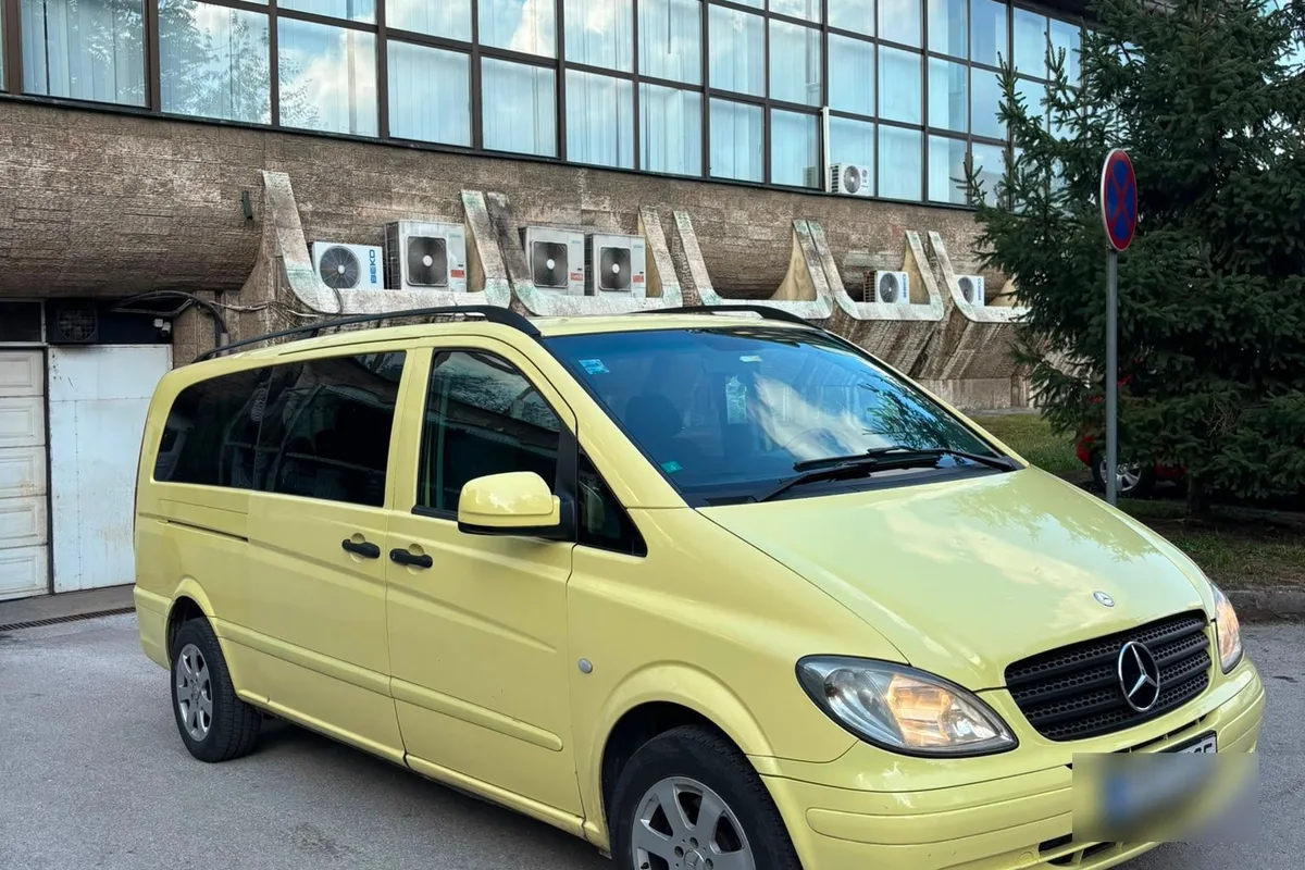 Mercedes Vito 8+1